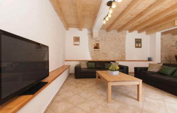 Villa 704 Batlug Extérieur photo