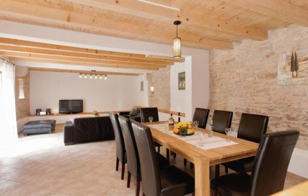 Villa 704 Batlug Extérieur photo