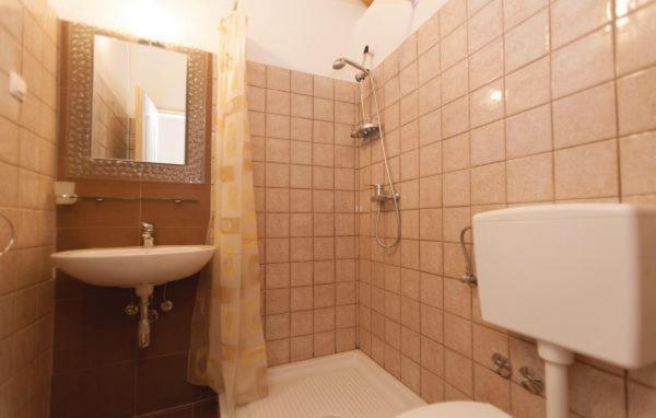 Villa 704 Batlug Extérieur photo