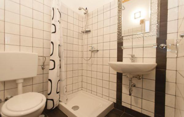 Villa 704 Batlug Extérieur photo